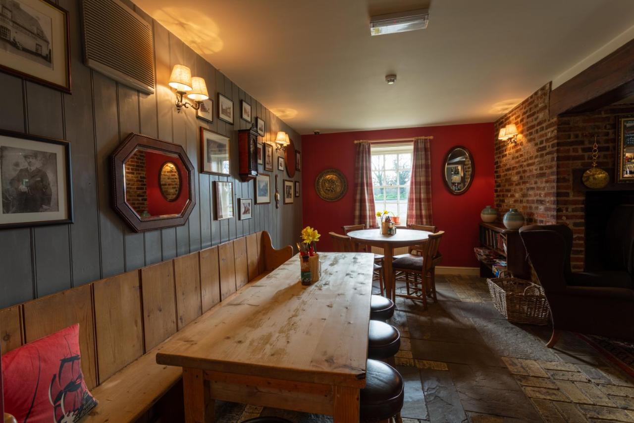 The Plough Hotel Wangford Exterior foto